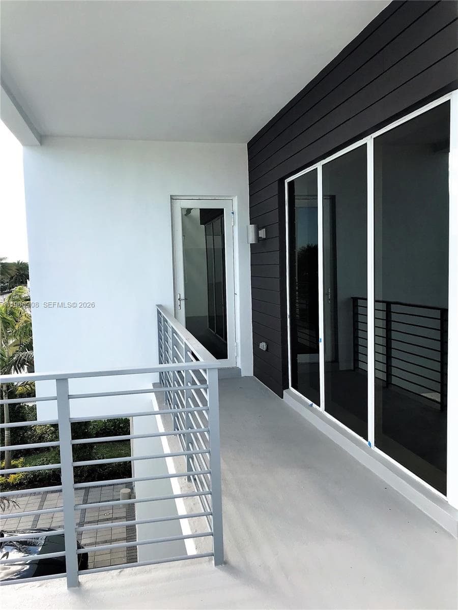 10055 NW 75th St, Doral FL 33178 — 36