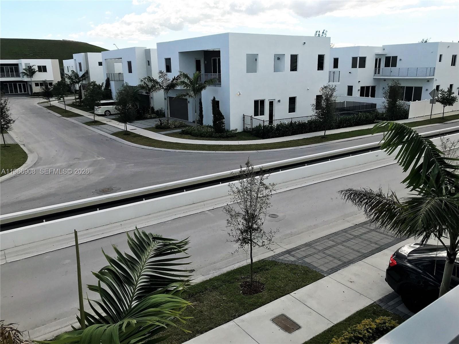 10055 NW 75th St, Doral FL 33178 — 40