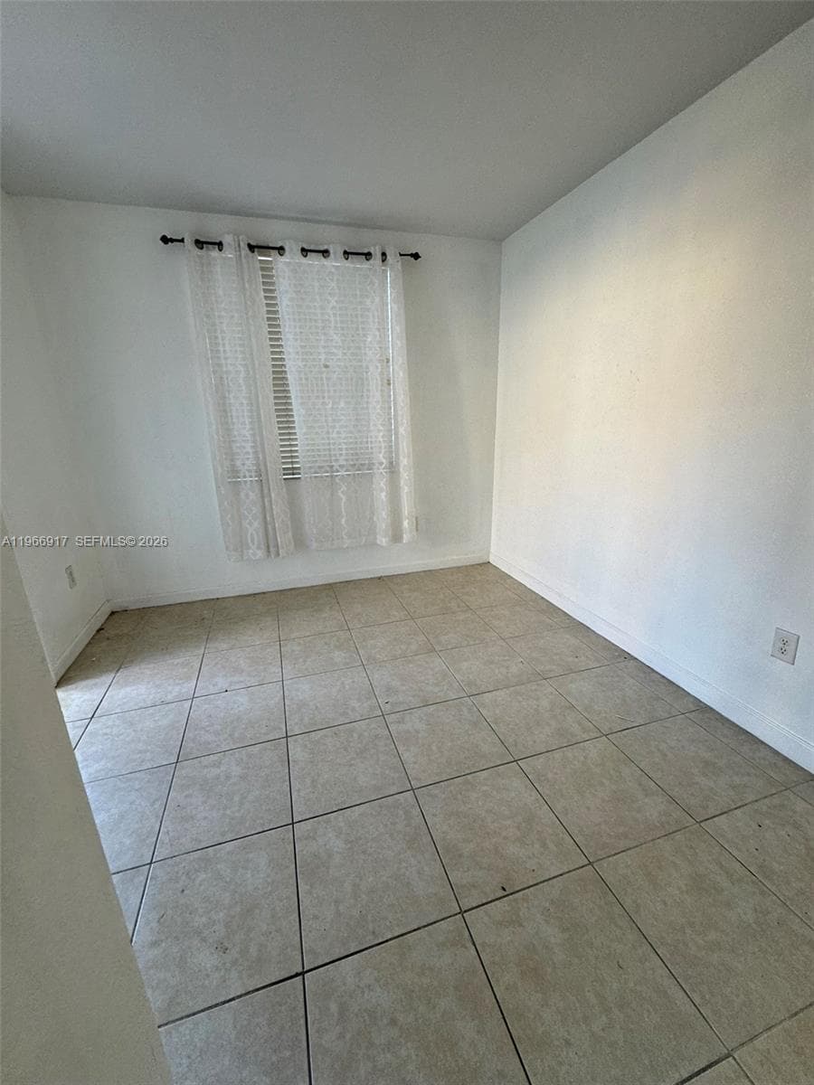 9257 SW 227th St # 11, Cutler Bay FL 33190 — 16