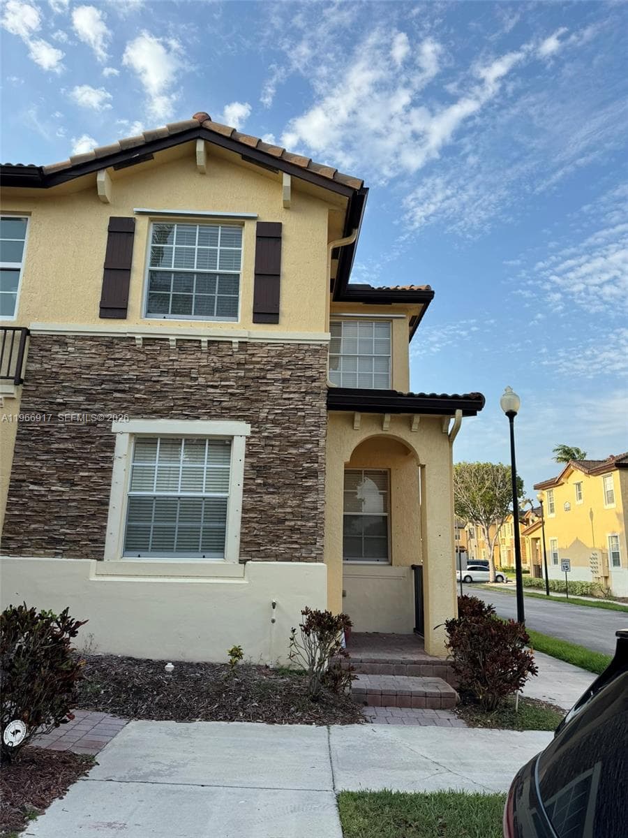 9257 SW 227th St # 11, Cutler Bay FL 33190 — 3