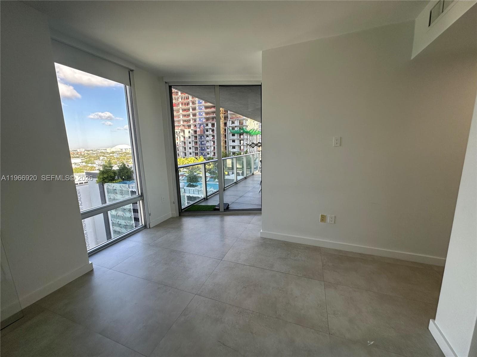 1010 SW 2nd Ave # 1208, Miami FL 33130 — 12