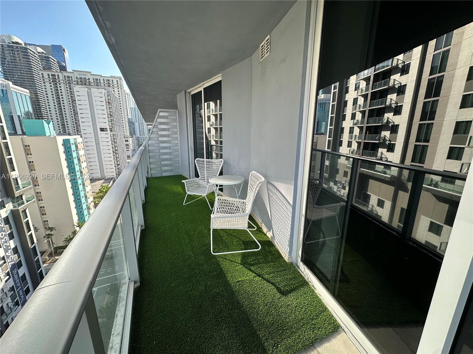 1010 SW 2nd Ave # 1208, Miami FL 33130 — 7