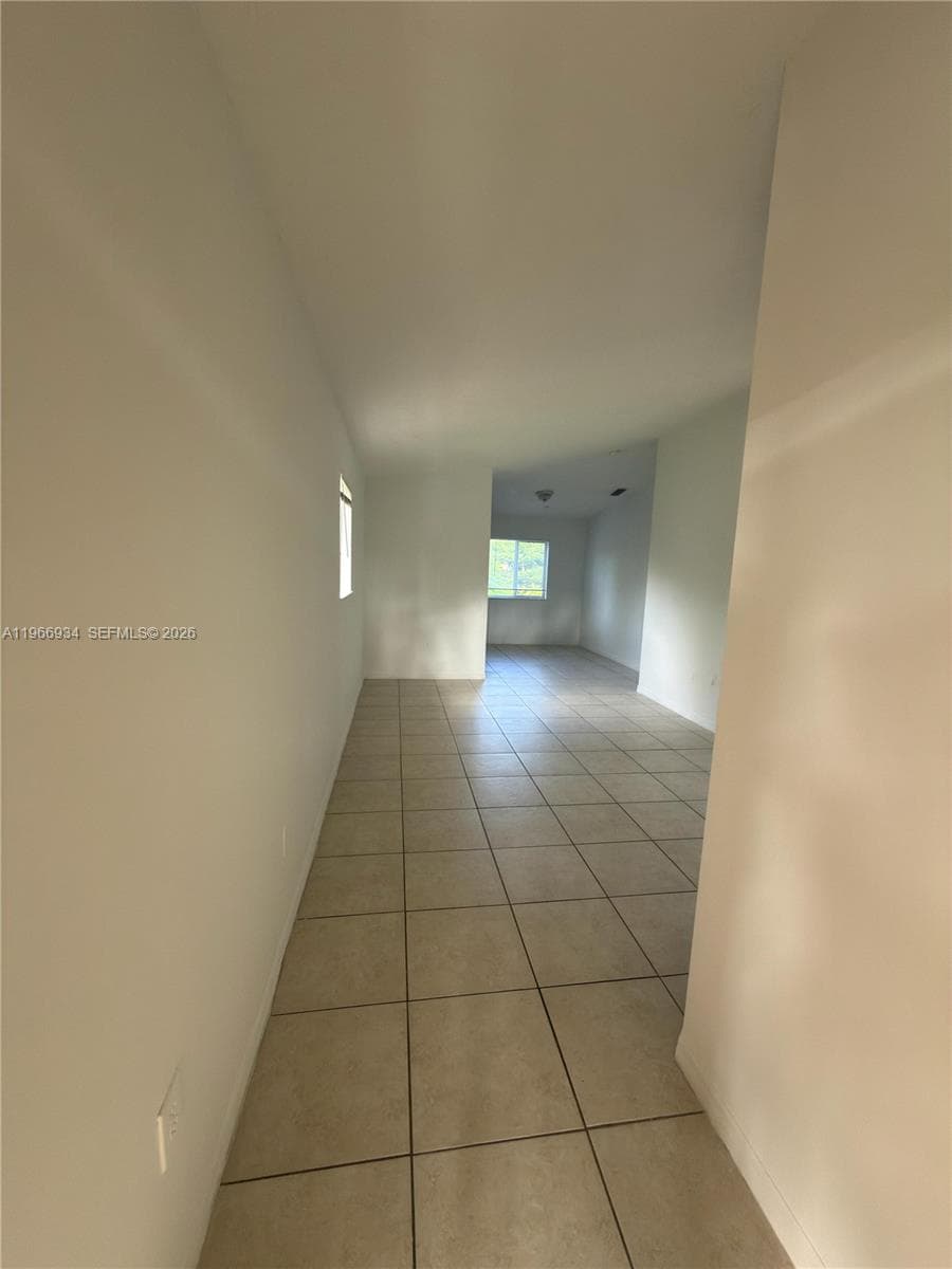 930 NE 34th Ave # 201, Homestead FL 33033 — 6