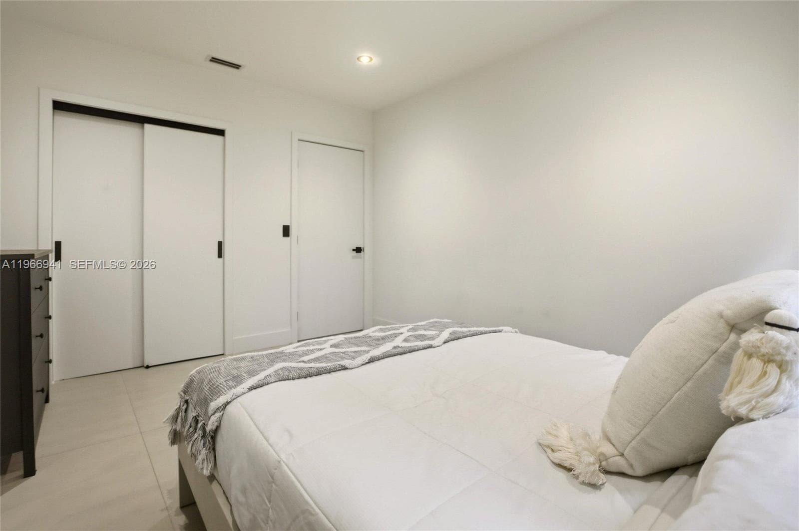 14324 Garden Dr, Miami FL 33168 — 27