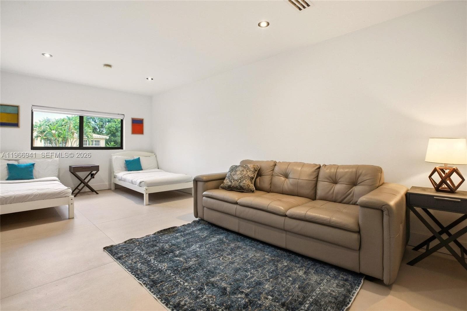 14324 Garden Dr, Miami FL 33168 — 22