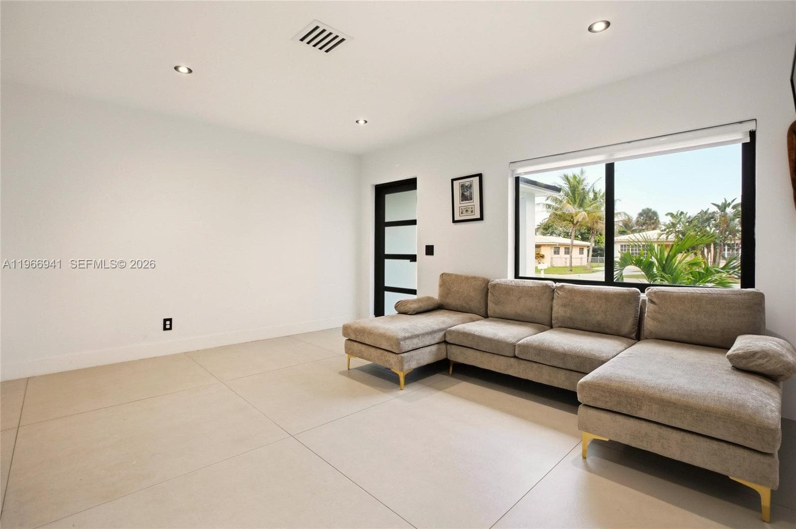 14324 Garden Dr, Miami FL 33168 — 8