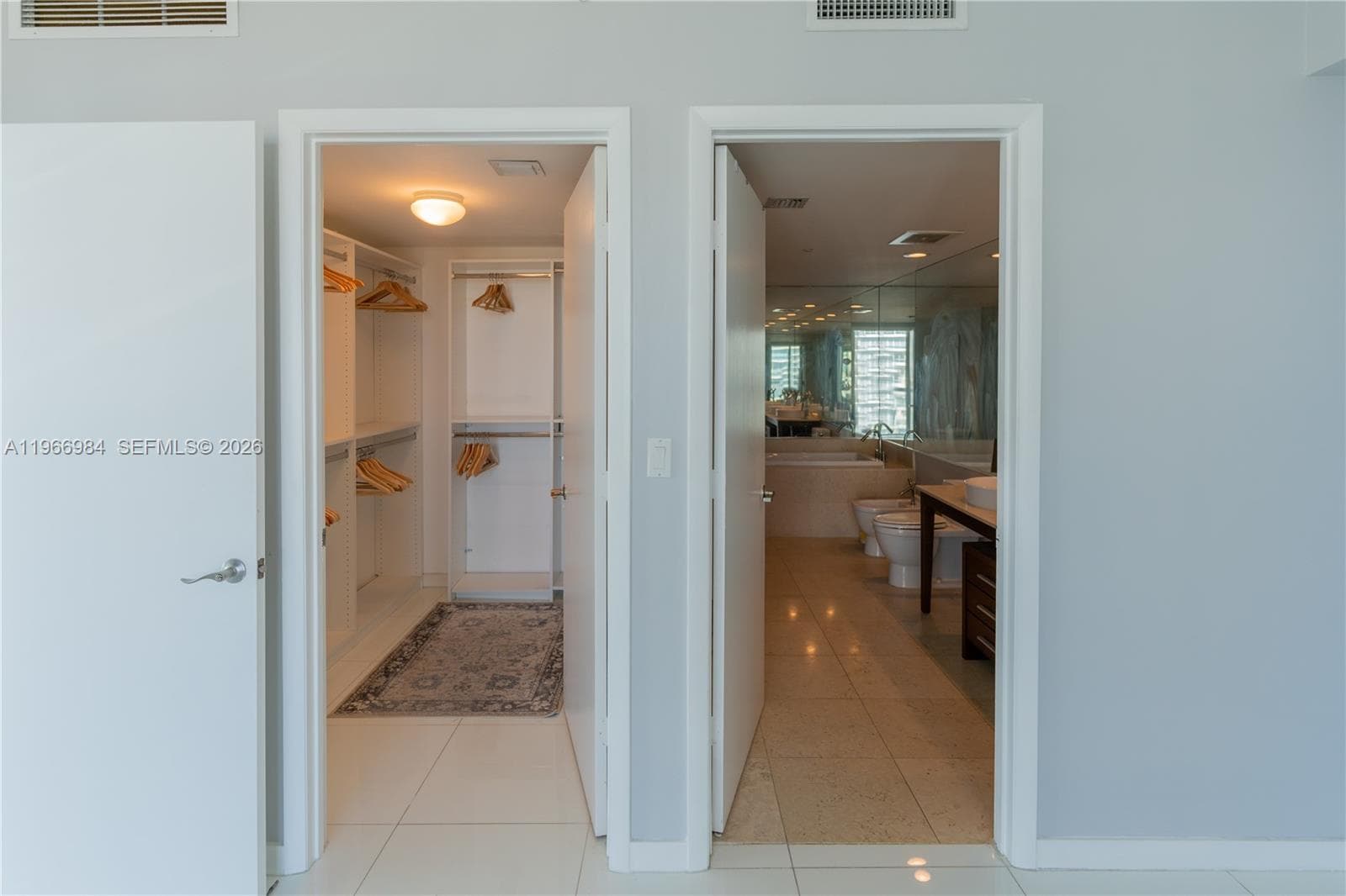 465 Brickell Ave # 4802, Miami FL 33131 — 12