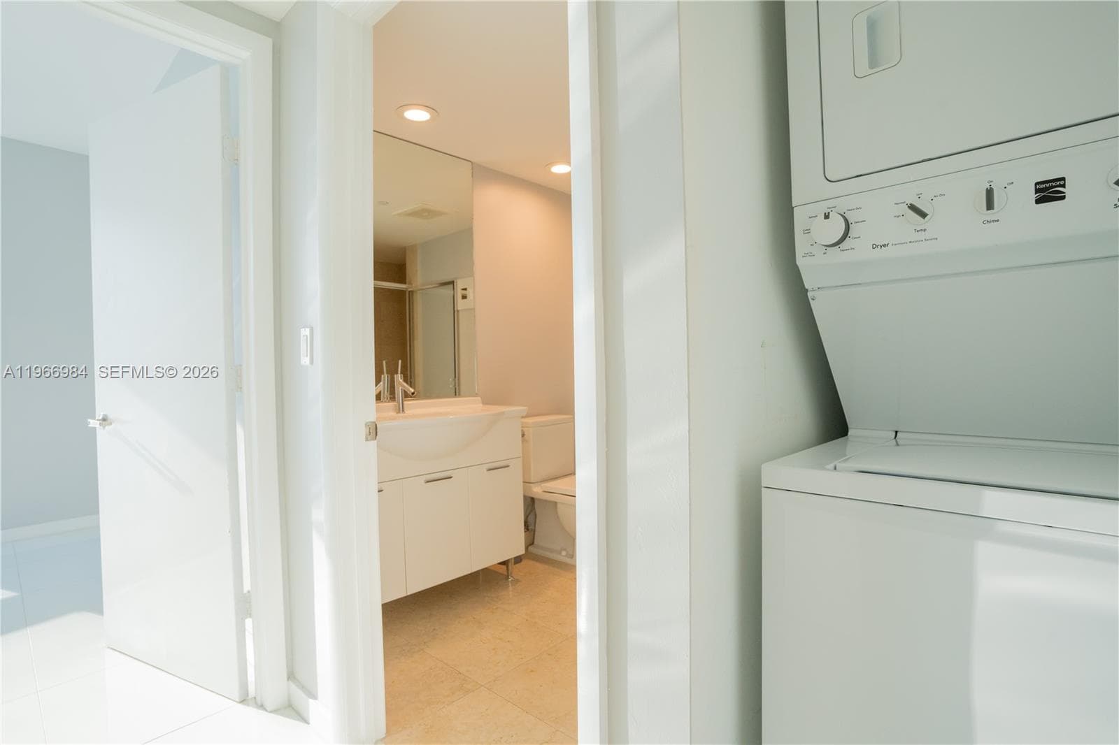 465 Brickell Ave # 4802, Miami FL 33131 — 15