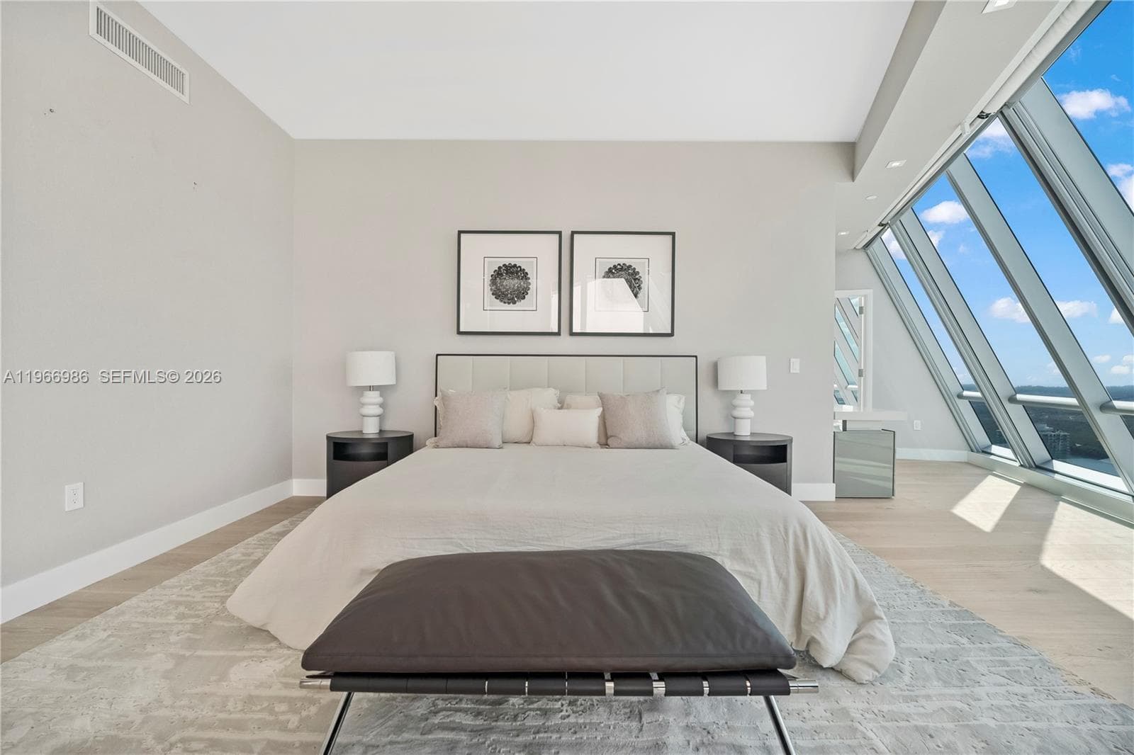 17121 Collins Ave # 4803, Sunny Isles Beach FL 33160 — 33