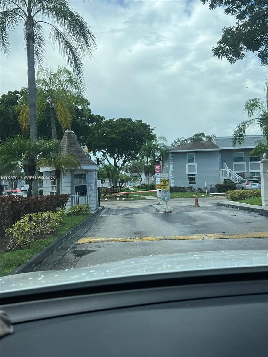 430 NE 210th Cir Ter # 3, Miami FL 33179 — 2