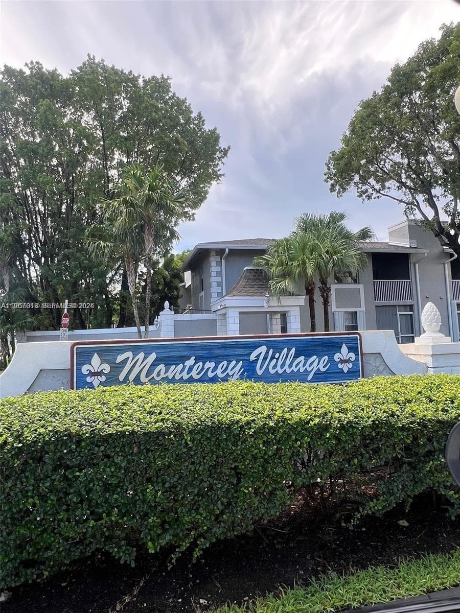 430 NE 210th Cir Ter # 3, Miami FL 33179 — 1