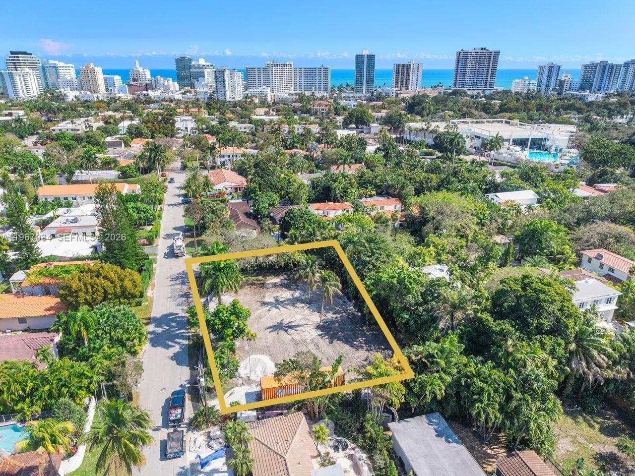 2880 Fairgreen Dr, Miami Beach FL 33140 — 6