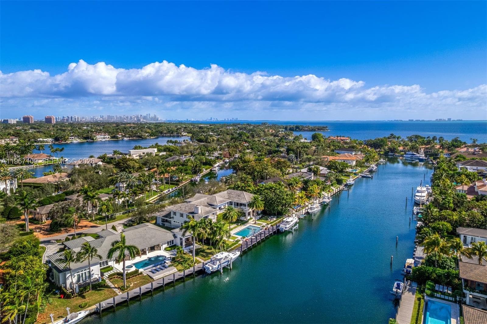 550 Marquesa Dr, Coral Gables FL 33156 — 28