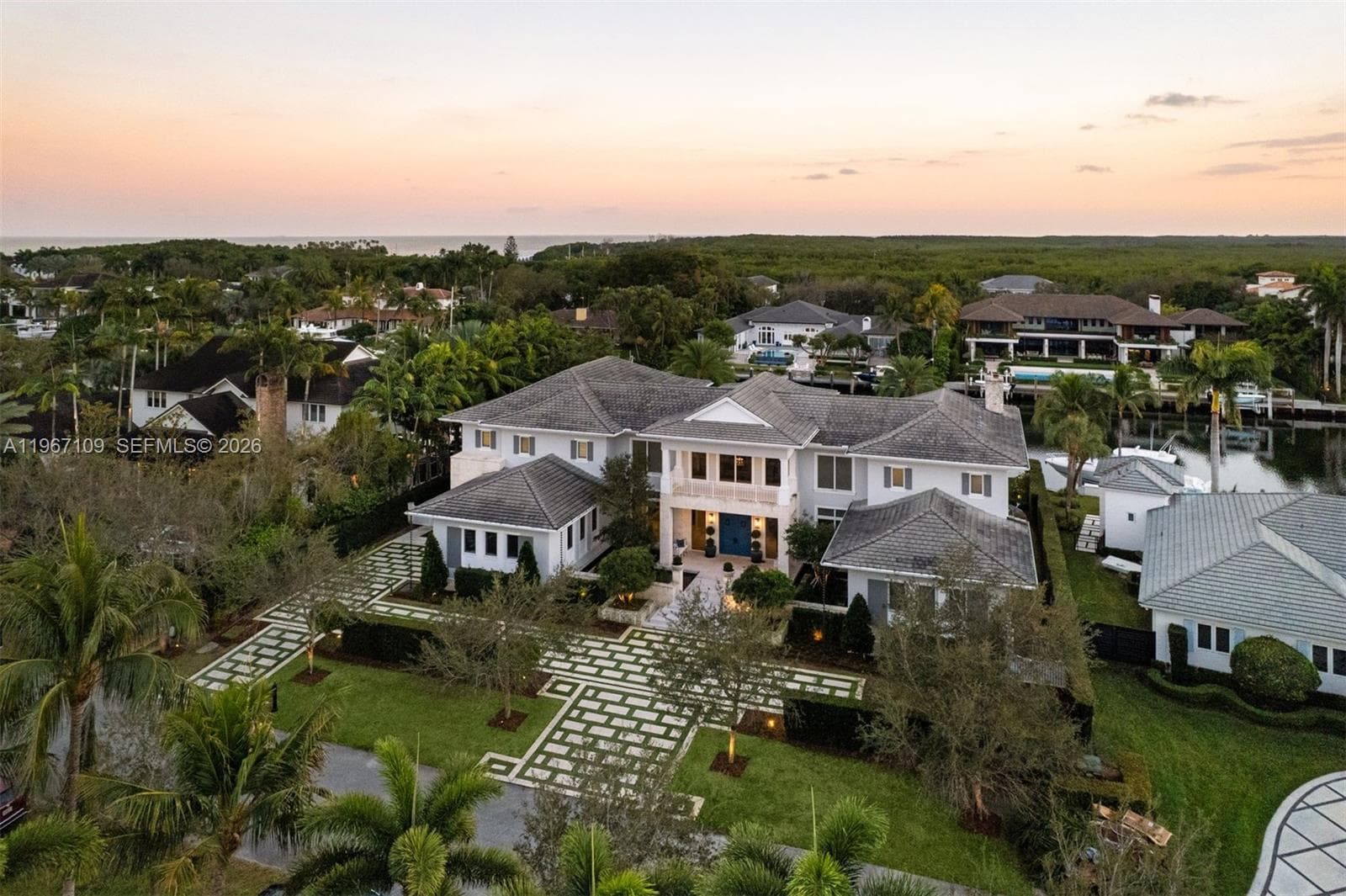 550 Marquesa Dr, Coral Gables FL 33156 — 30