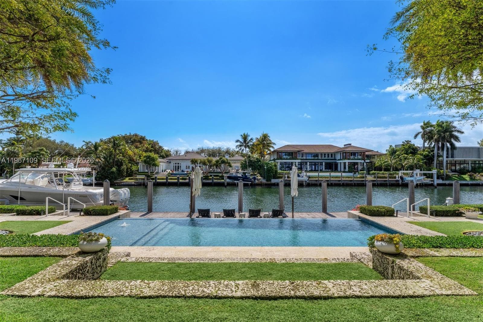 550 Marquesa Dr, Coral Gables FL 33156 — 14