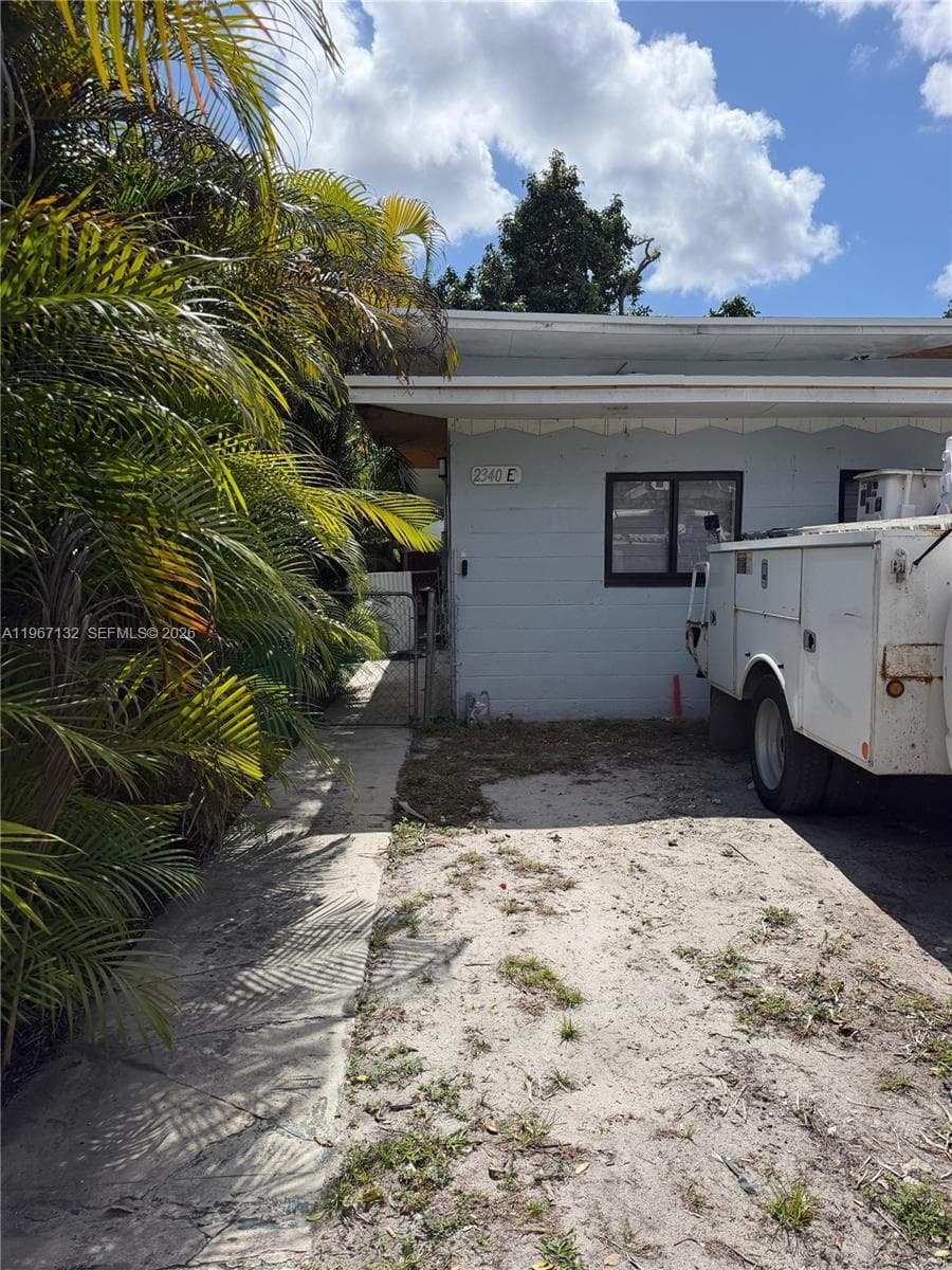 2340 NW 81st St # 1, Miami FL 33147 — 16