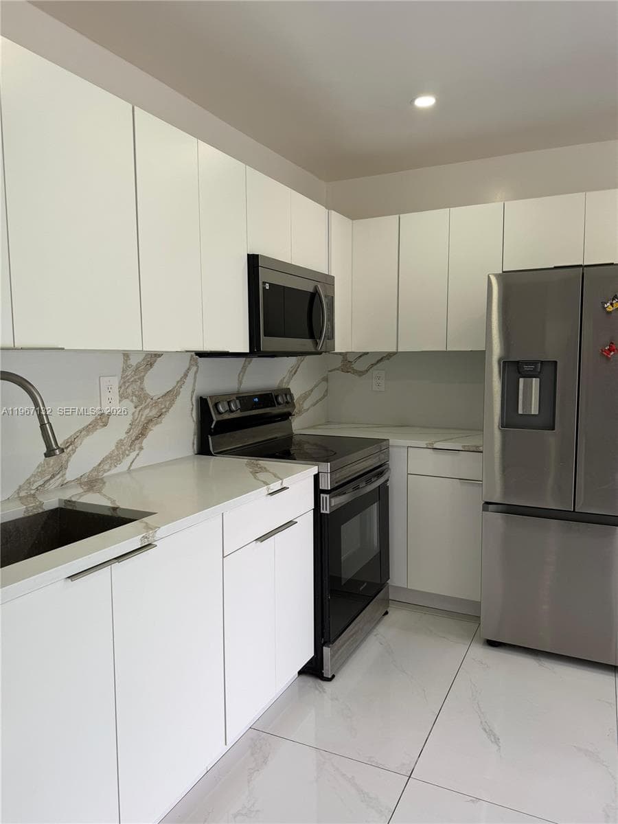 2340 NW 81st St # 1, Miami FL 33147 — 5