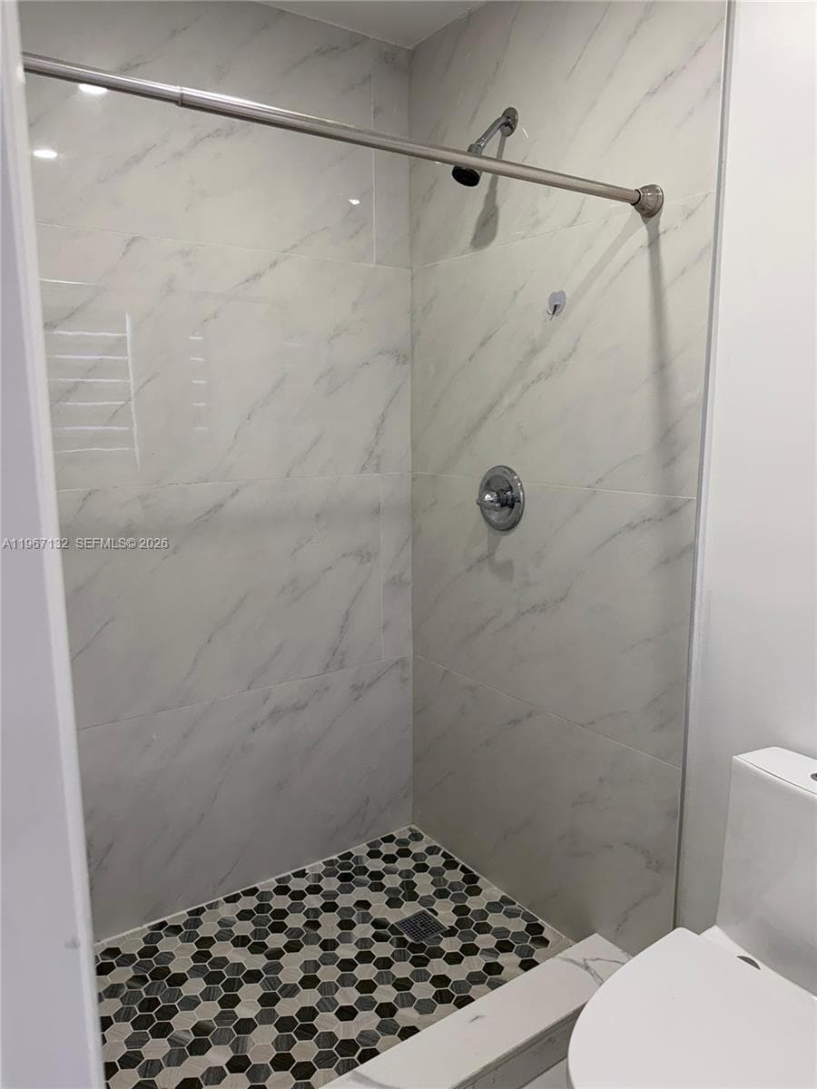 2340 NW 81st St # 1, Miami FL 33147 — 10