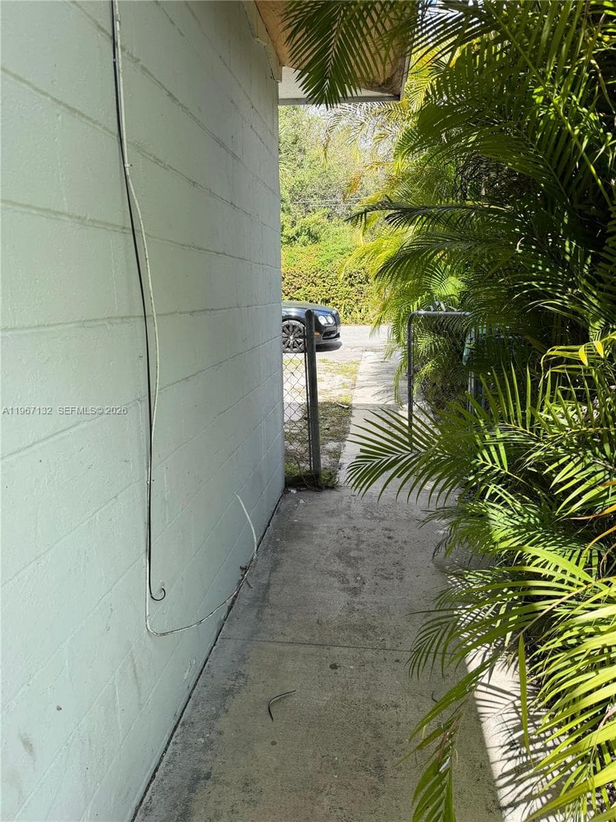 2340 NW 81st St # 1, Miami FL 33147 — 14