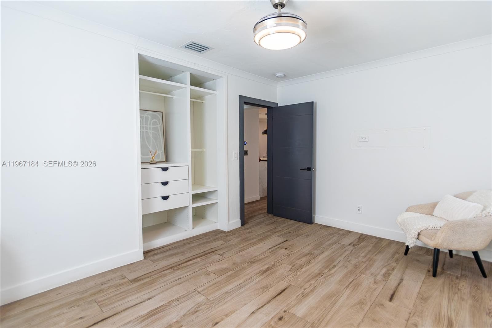 814 Monterey St, Coral Gables FL 33134 — 42