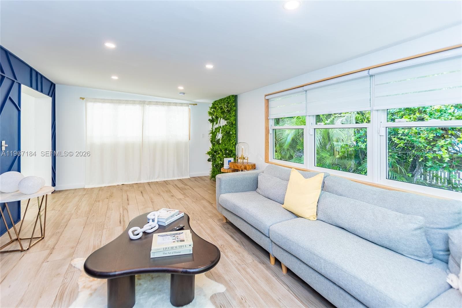 814 Monterey St, Coral Gables FL 33134 — 47