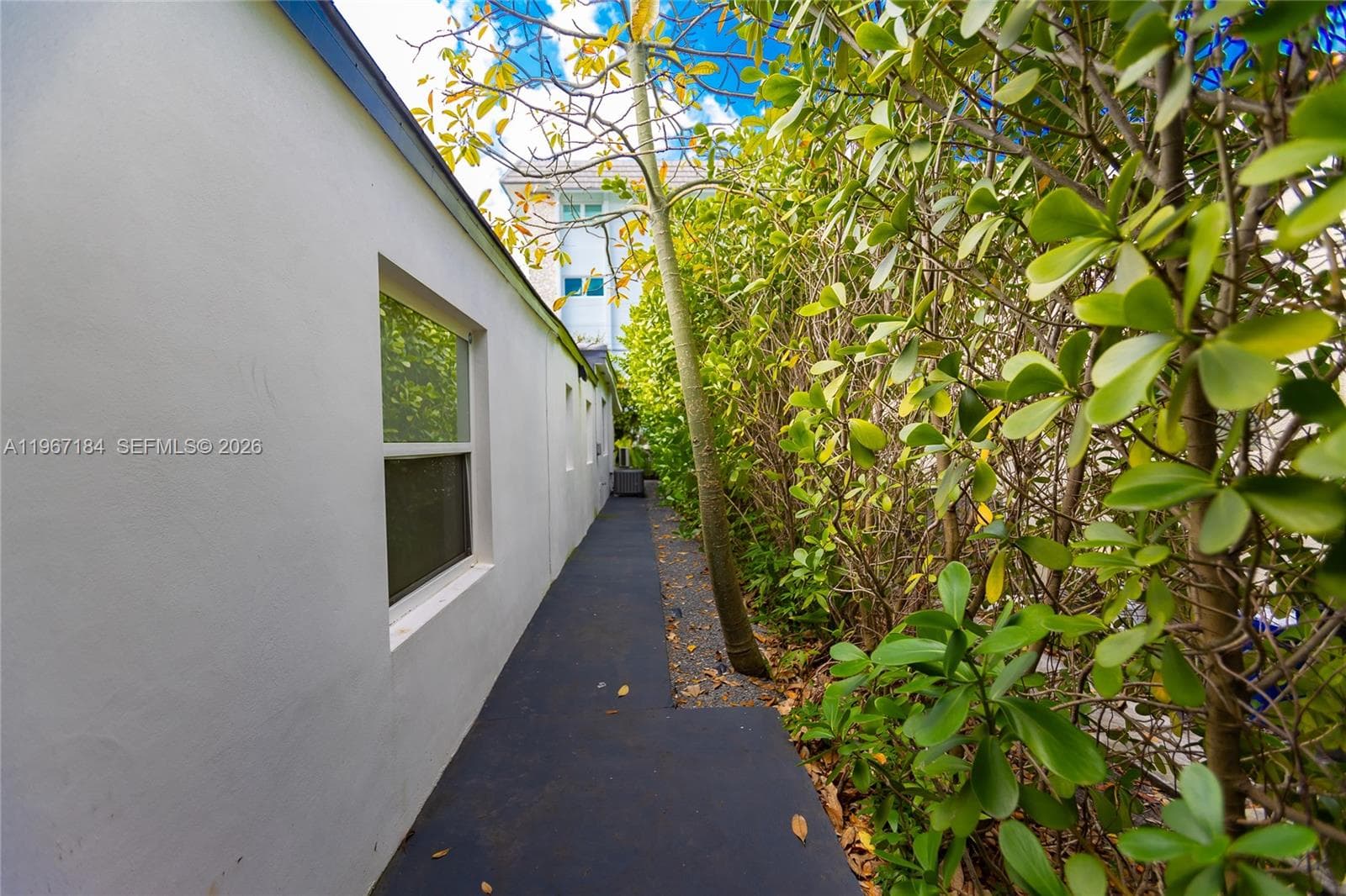 814 Monterey St, Coral Gables FL 33134 — 9