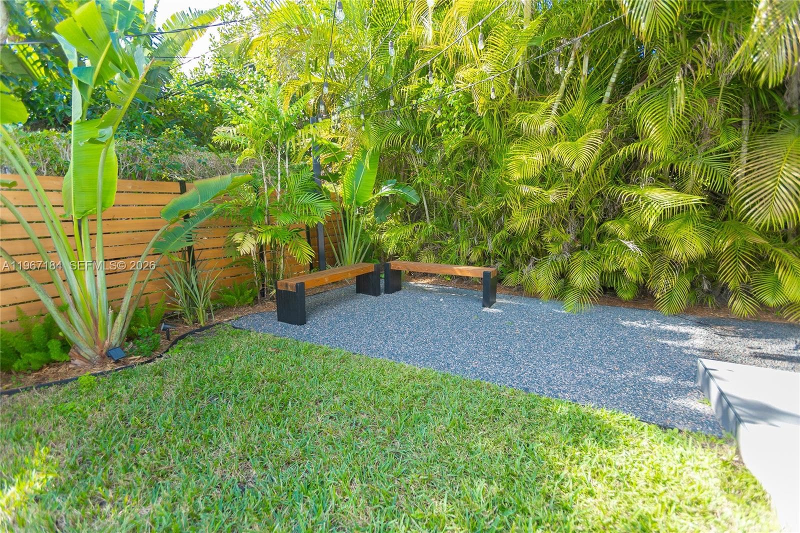 814 Monterey St, Coral Gables FL 33134 — 18