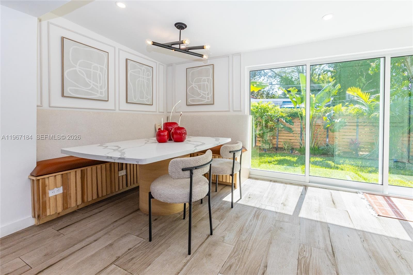 814 Monterey St, Coral Gables FL 33134 — 29