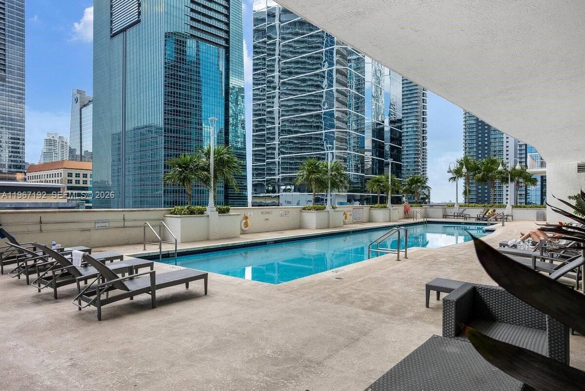 1200 Brickell Bay Dr # 3923, Miami FL 33131 — 19