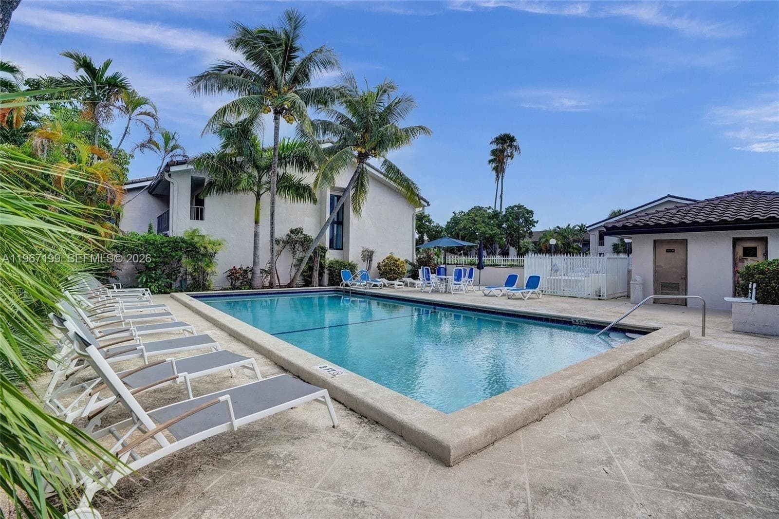 2689 NE 165th St # 56, North Miami Beach FL 33160 — 17