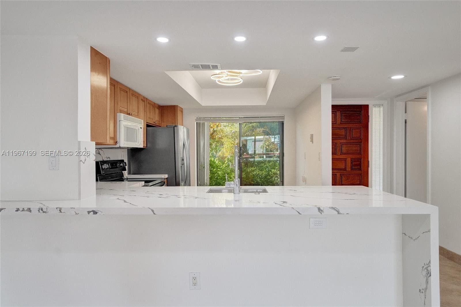 2689 NE 165th St # 56, North Miami Beach FL 33160 — 24