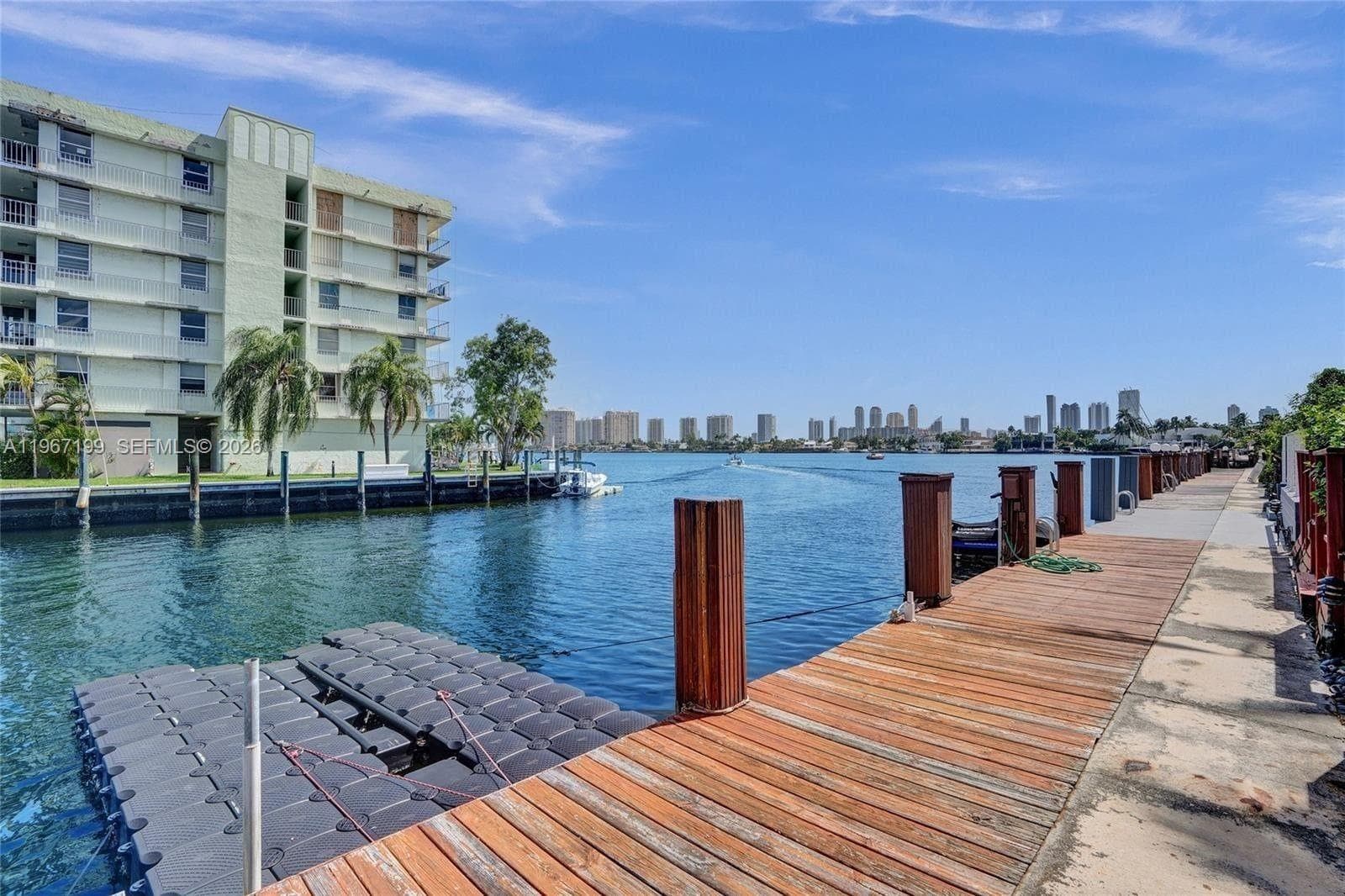 2689 NE 165th St # 56, North Miami Beach FL 33160 — 37