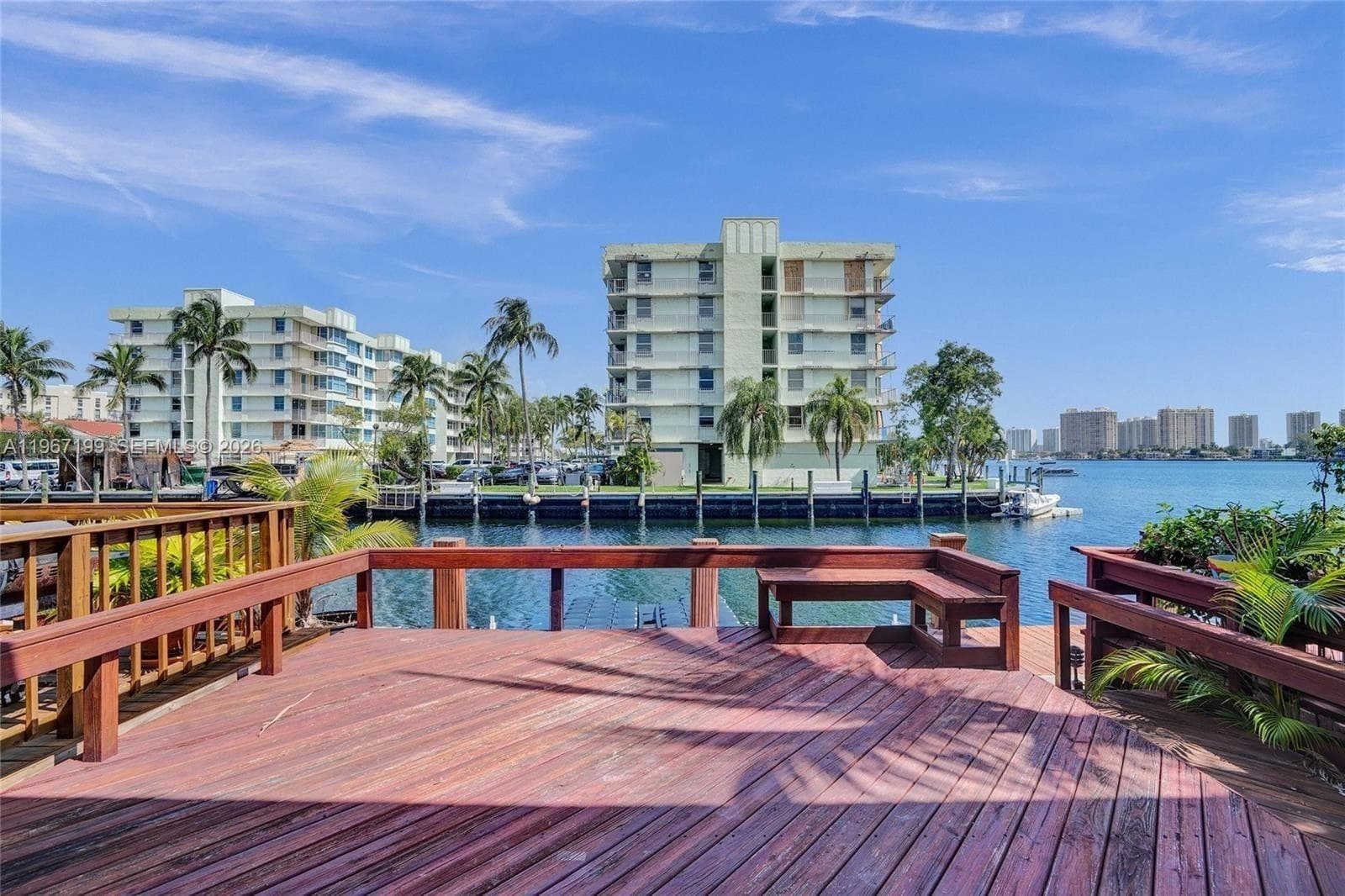 2689 NE 165th St # 56, North Miami Beach FL 33160 — 35