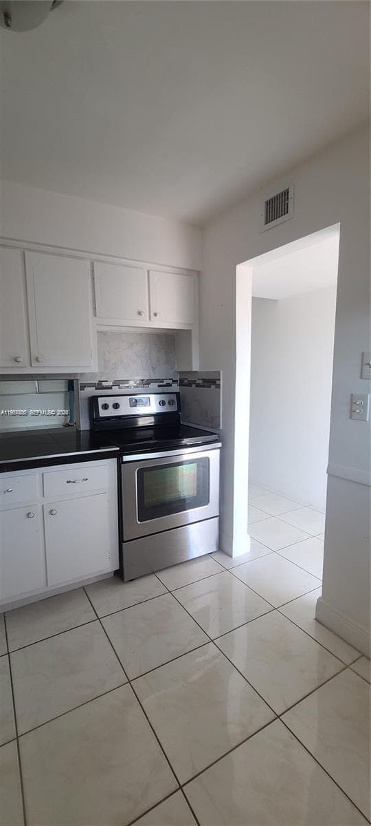 1540 NE 191st St # 207, Miami FL 33179 — 16
