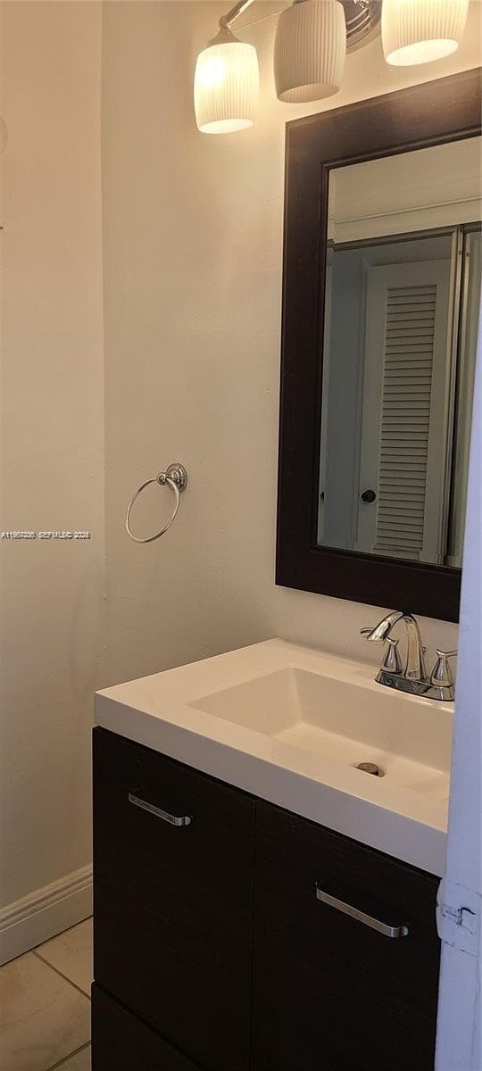 1540 NE 191st St # 207, Miami FL 33179 — 12