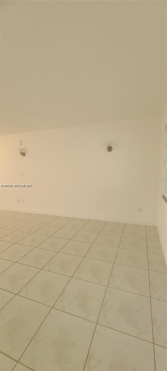 1540 NE 191st St # 207, Miami FL 33179 — 8