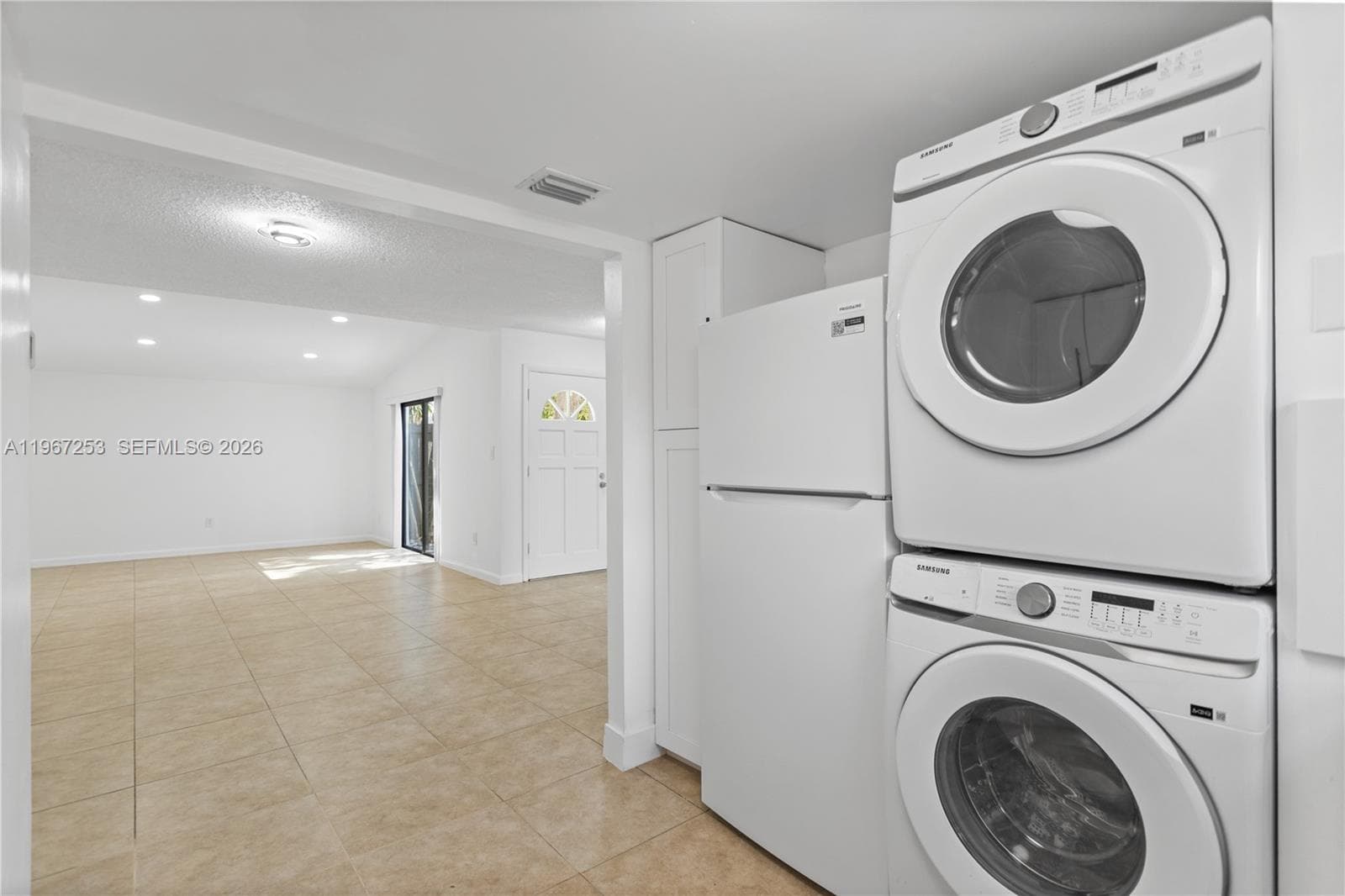 6502 SW 114th Ave, Miami FL 33173 — 32