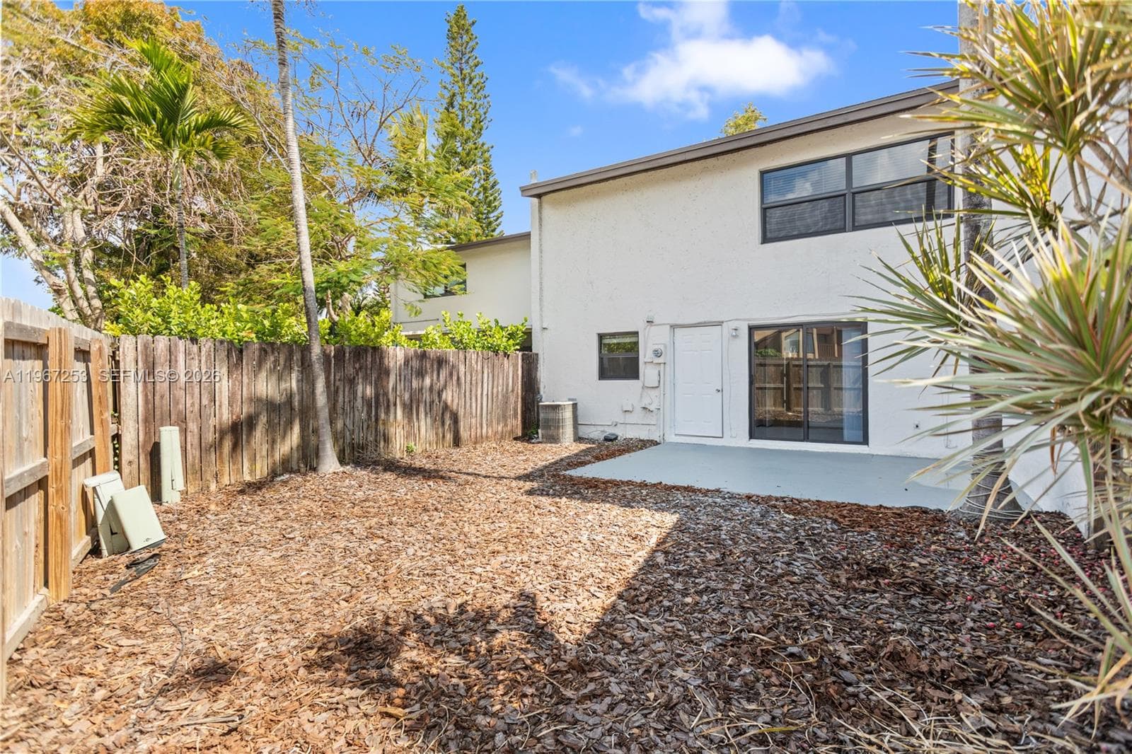 6502 SW 114th Ave, Miami FL 33173 — 9