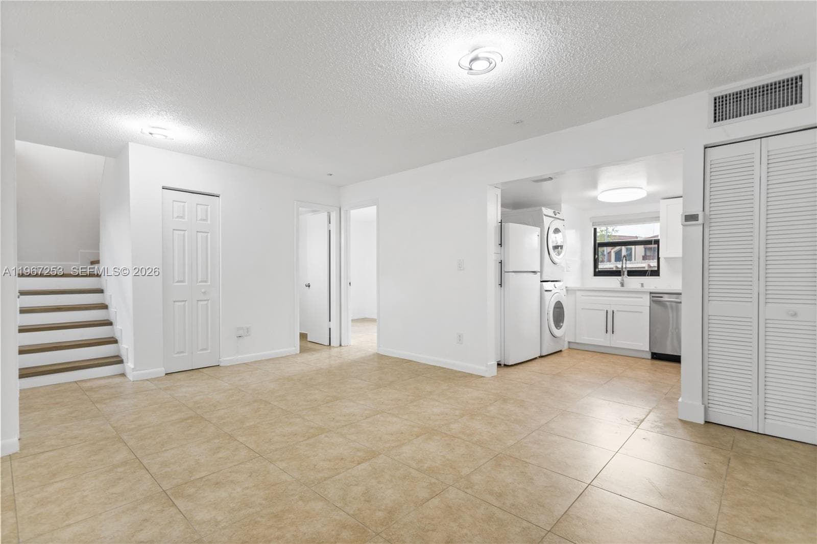 6502 SW 114th Ave, Miami FL 33173 — 24
