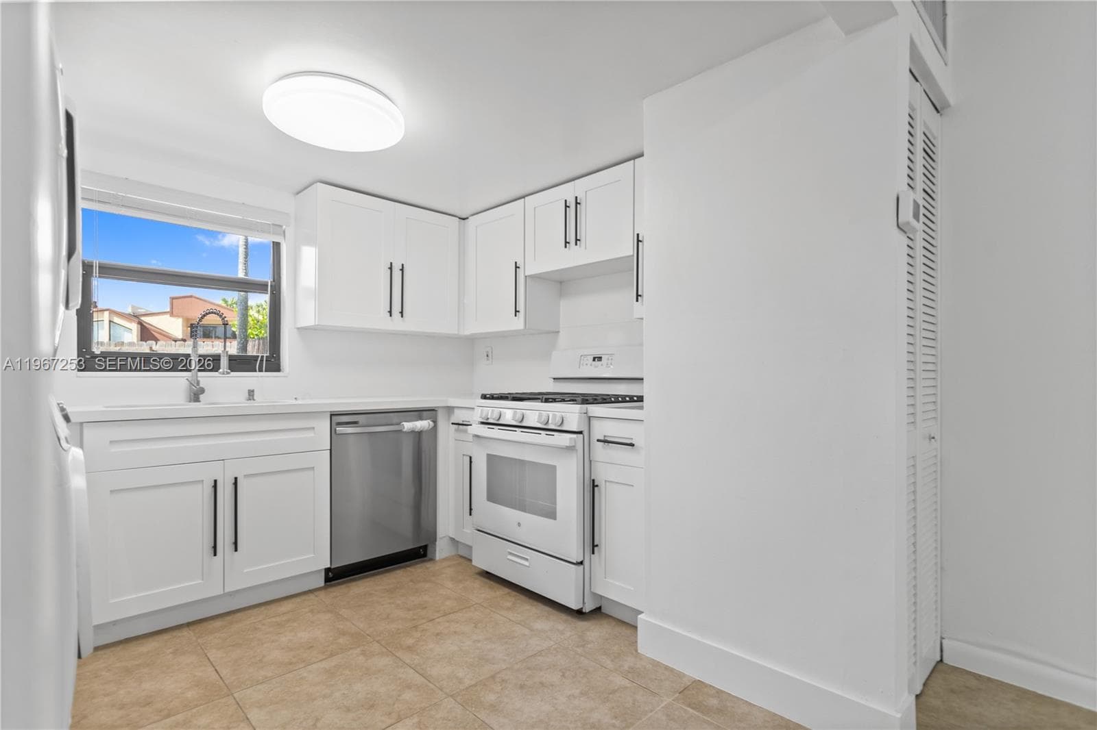 6502 SW 114th Ave, Miami FL 33173 — 30
