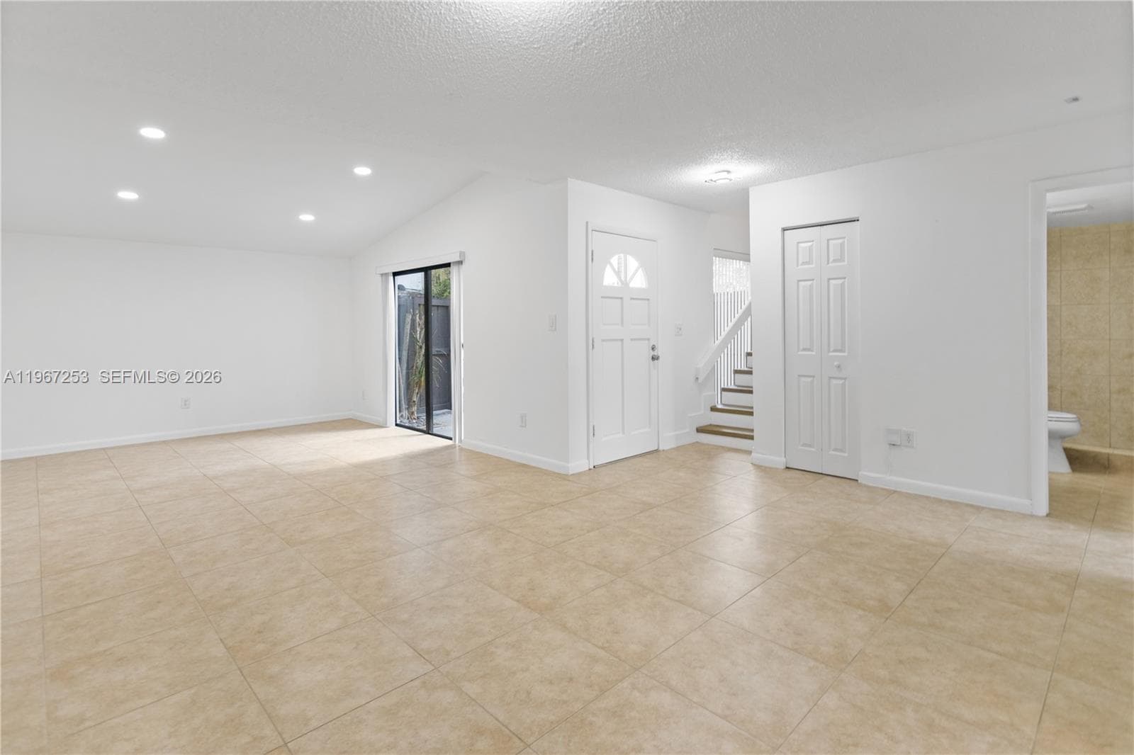 6502 SW 114th Ave, Miami FL 33173 — 15
