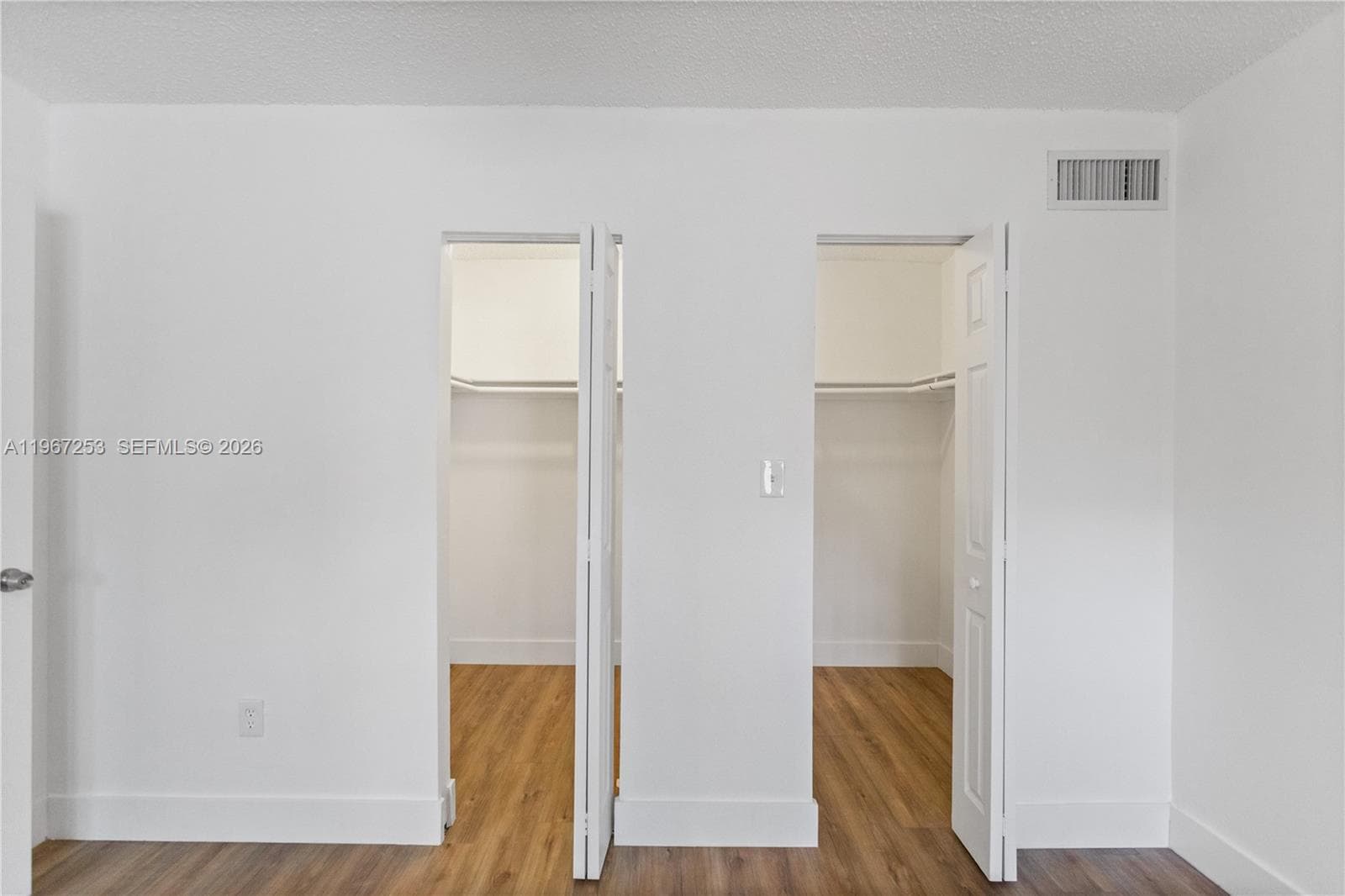 6502 SW 114th Ave, Miami FL 33173 — 48