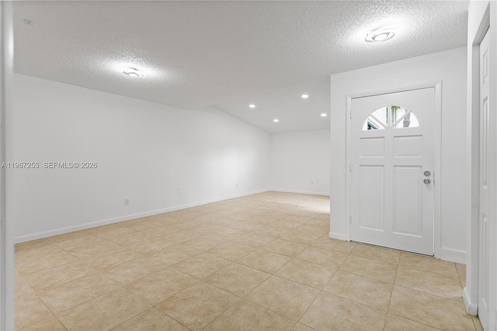 6502 SW 114th Ave, Miami FL 33173 — 21