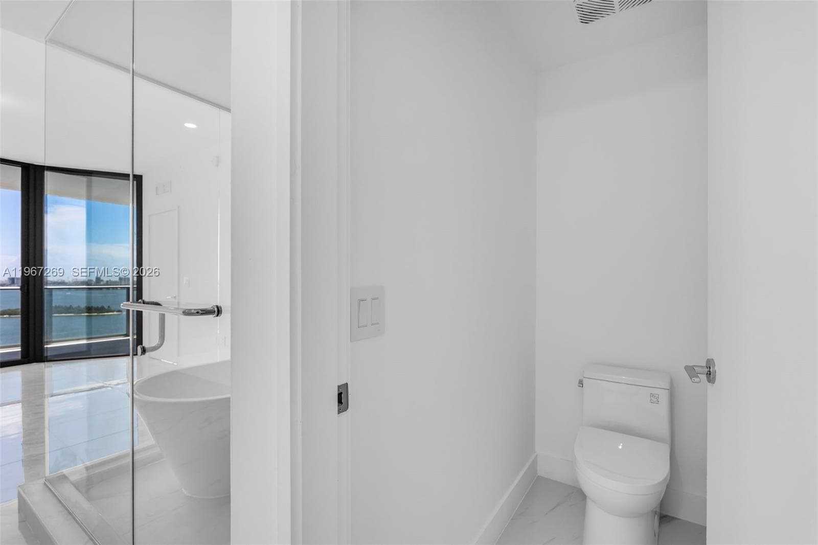 700 NE 24th ST # 1806, Miami FL 33137 — 17