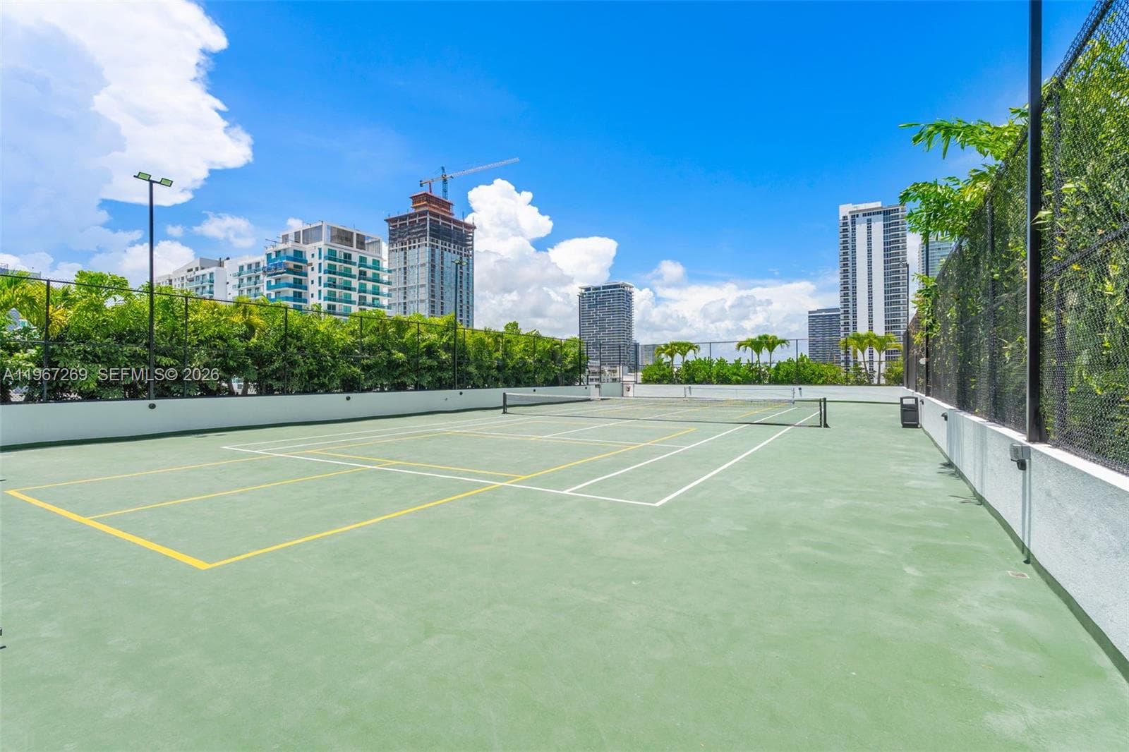 700 NE 24th ST # 1806, Miami FL 33137 — 67