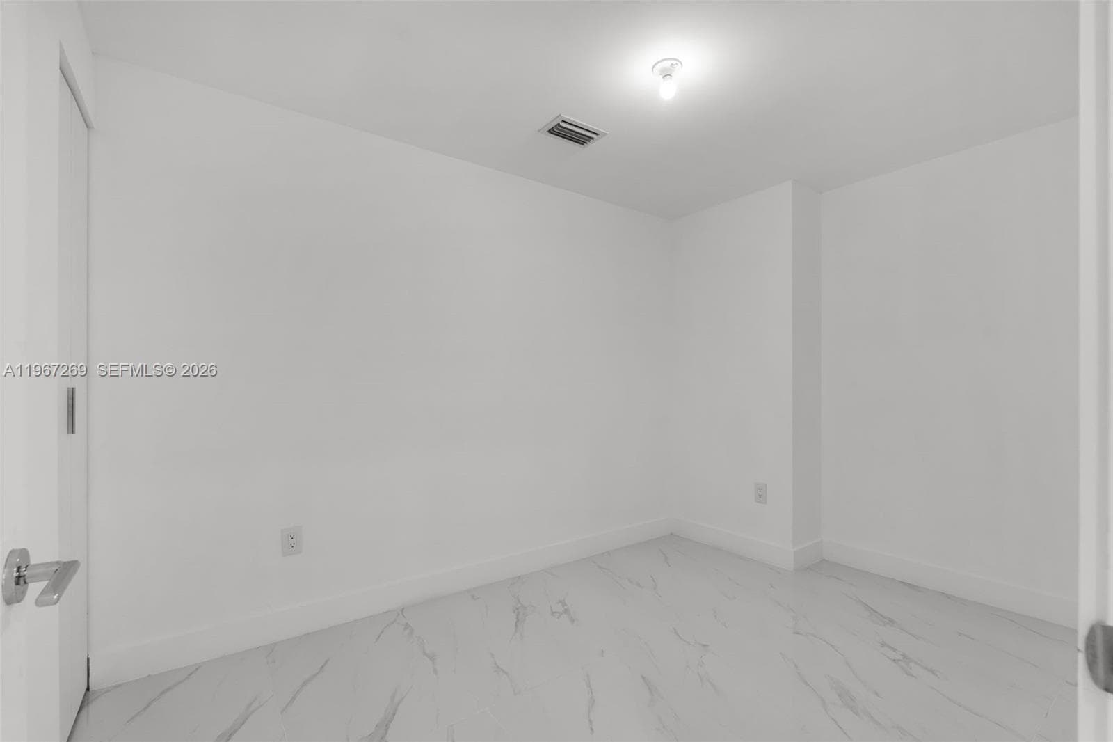 700 NE 24th ST # 1806, Miami FL 33137 — 28