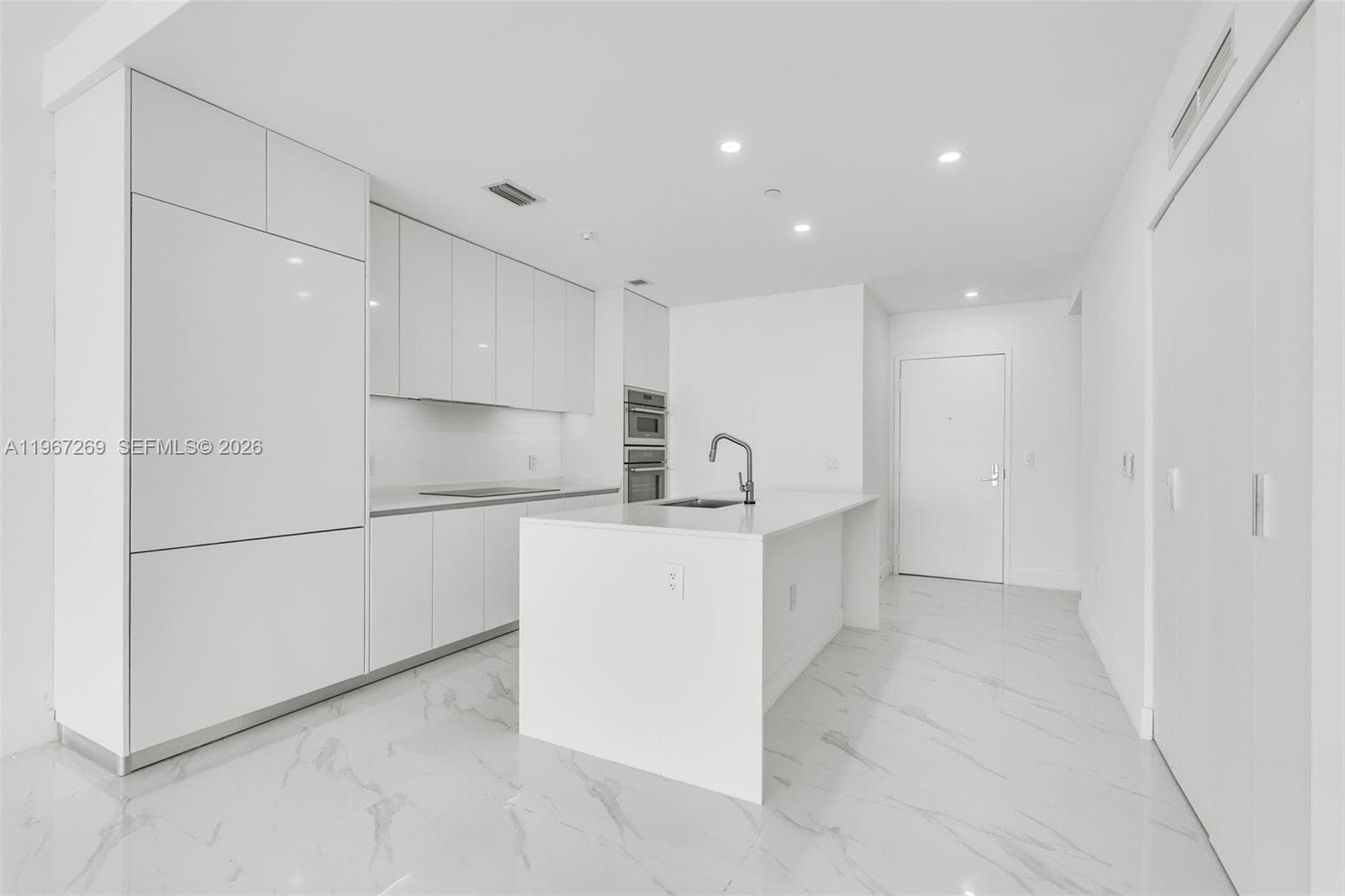 700 NE 24th ST # 1806, Miami FL 33137 — 5
