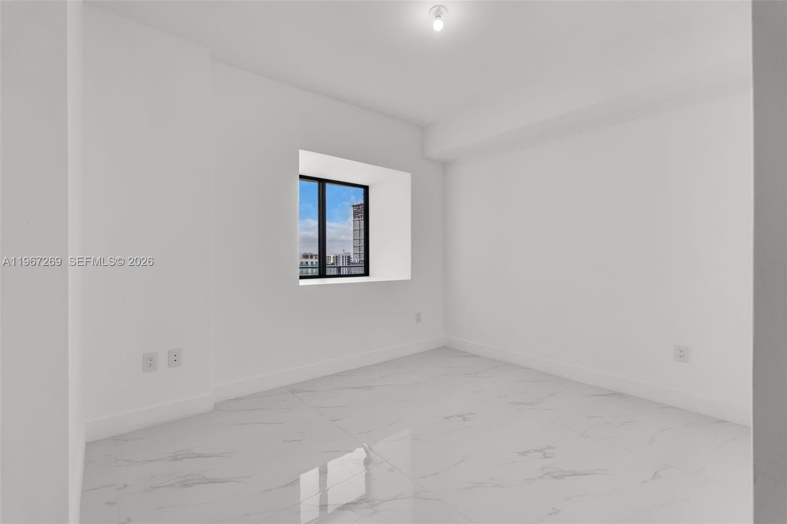 700 NE 24th ST # 1806, Miami FL 33137 — 21