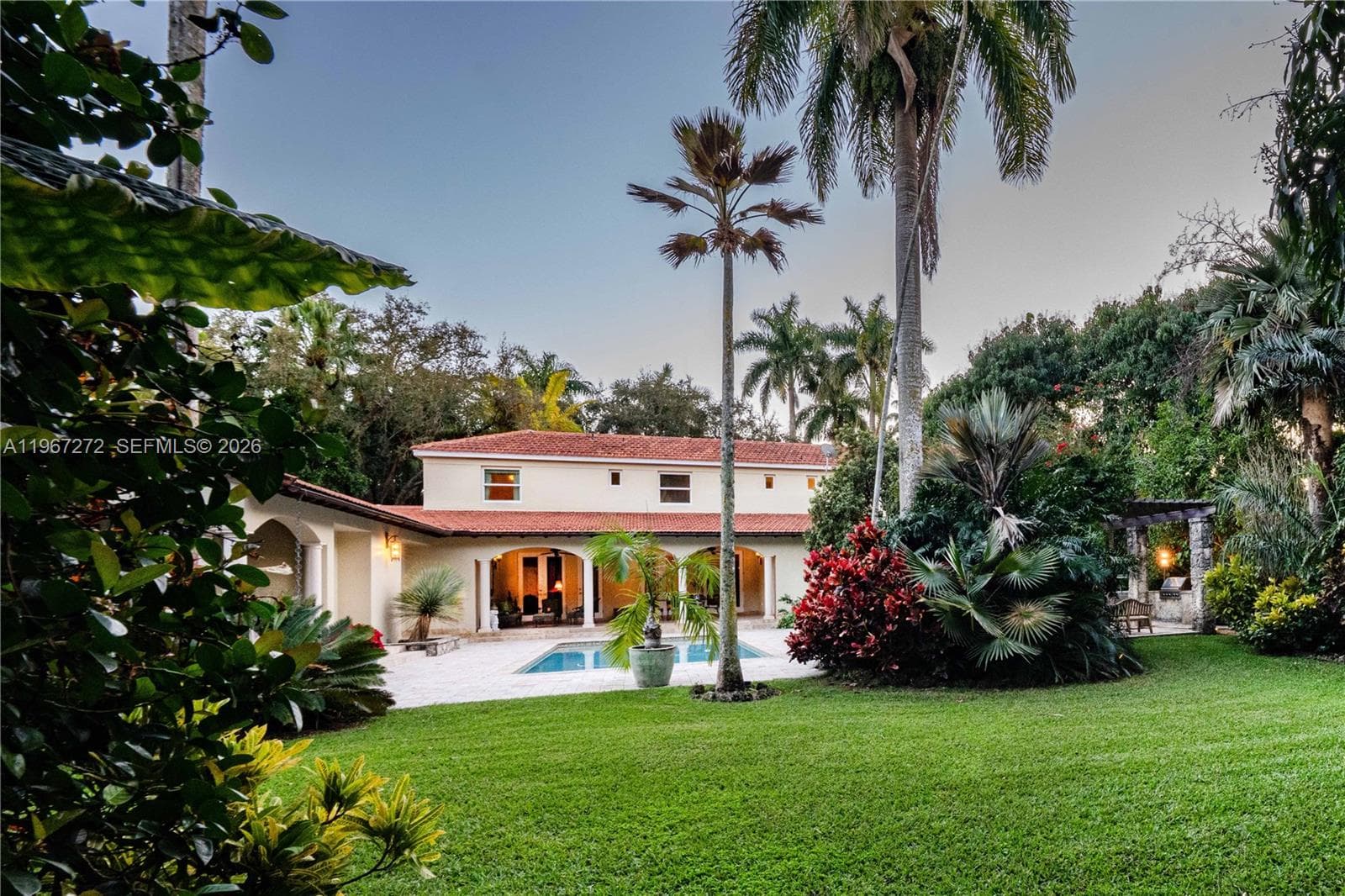 4867 SW 82nd St, Miami FL 33143 — 6