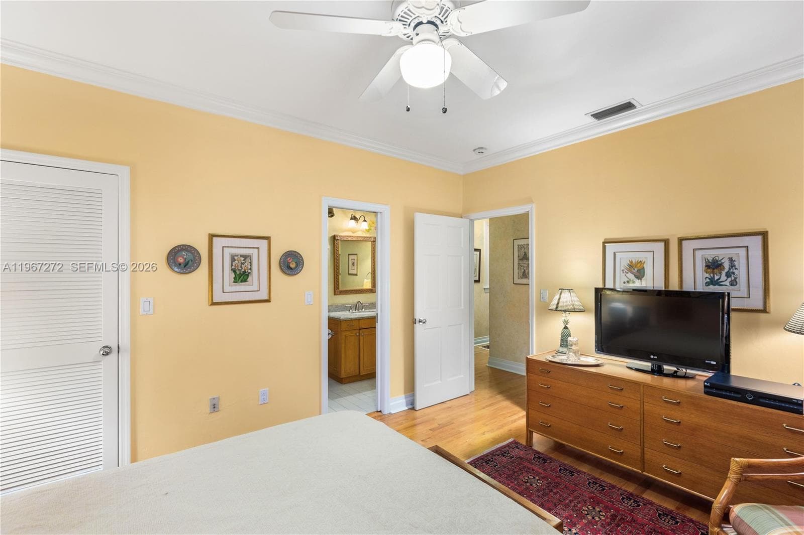 4867 SW 82nd St, Miami FL 33143 — 52